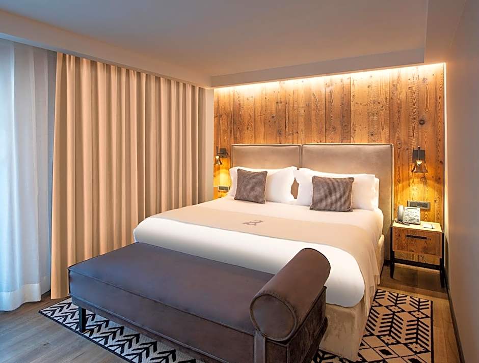 Le Massif Hotel & Lodge Courmayeur - The Leading Hotels of the World