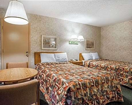 Double Room with Two Double Beds - Non-Smoking