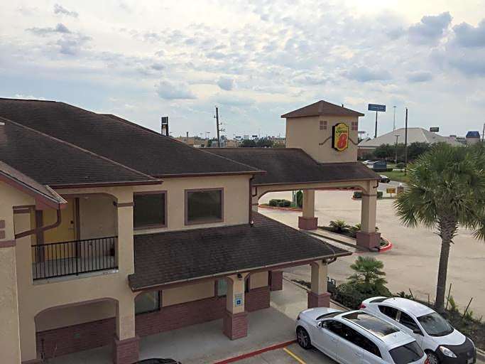 Super 8 by Wyndham Humble / Atascocita / FM 1960 I-69