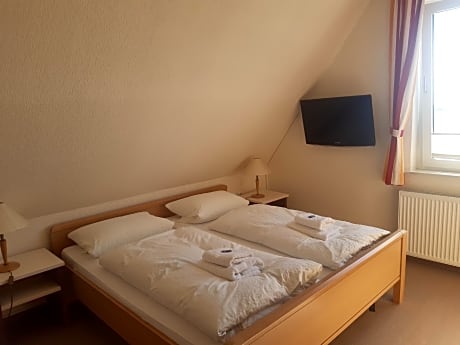 Rental-Private Bathroom-Sea View-Fewo 2-3 2 EB