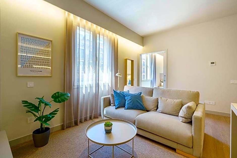 Fisa Rentals Ramblas Apartments