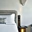 Mystique, a Luxury Collection Hotel, Santorini