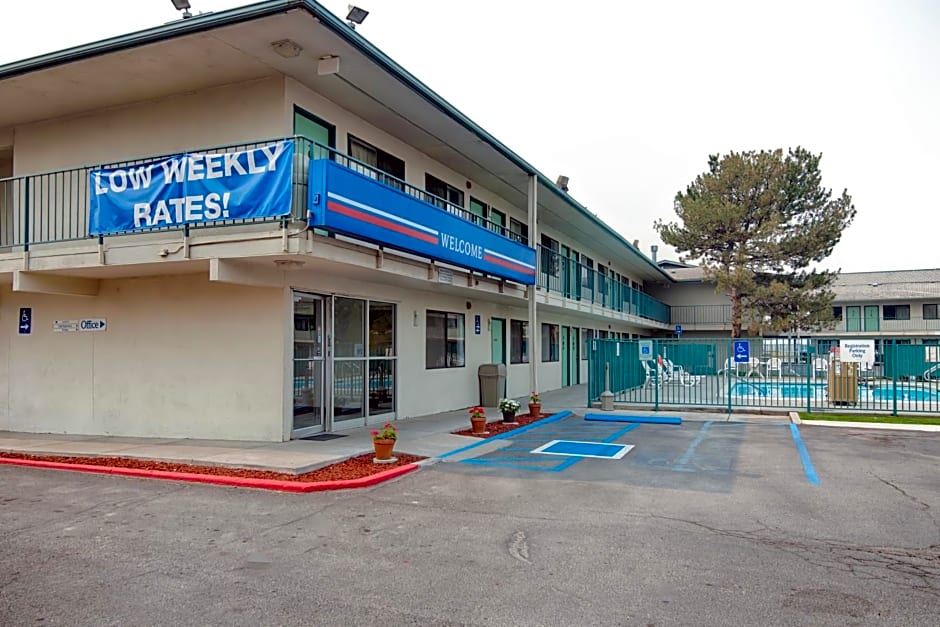 Motel 6-Winnemucca, NV