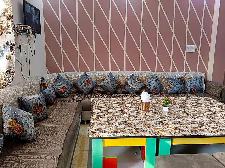 Friends Home Stay - Agra