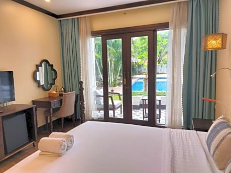 King Room with Pool View
