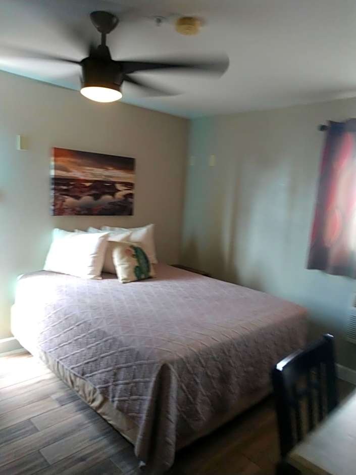 Red Rock Motel and Dam Motel