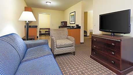 Queen Suite with Two Queen Beds and Sofa Bed
