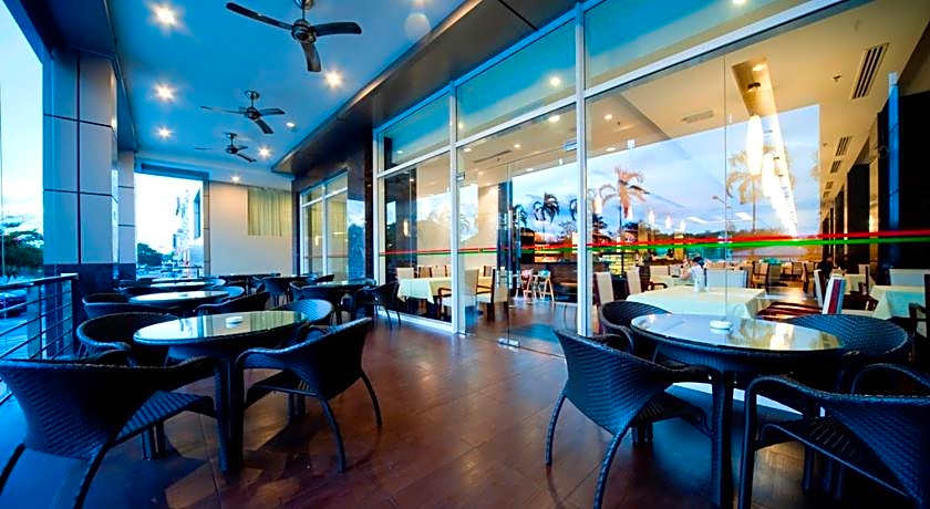 Imperial Palace Hotel