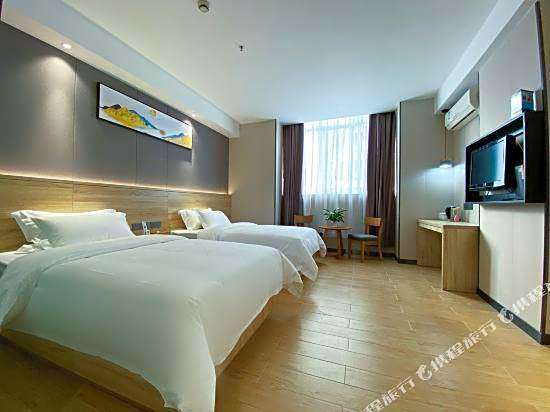 Wenxing Xiyue Hotel (Guangzhou Baiyun Railway Station Mawu Branch)