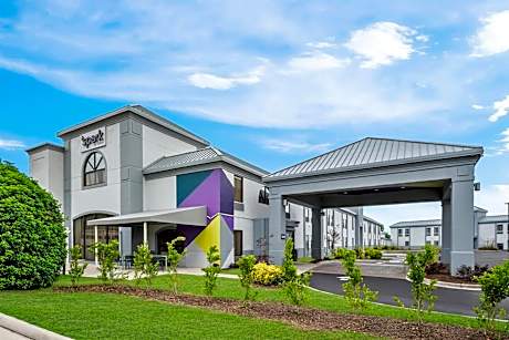 Spark by Hilton Spring Lake Fayetteville