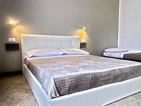 Triple Room with City View