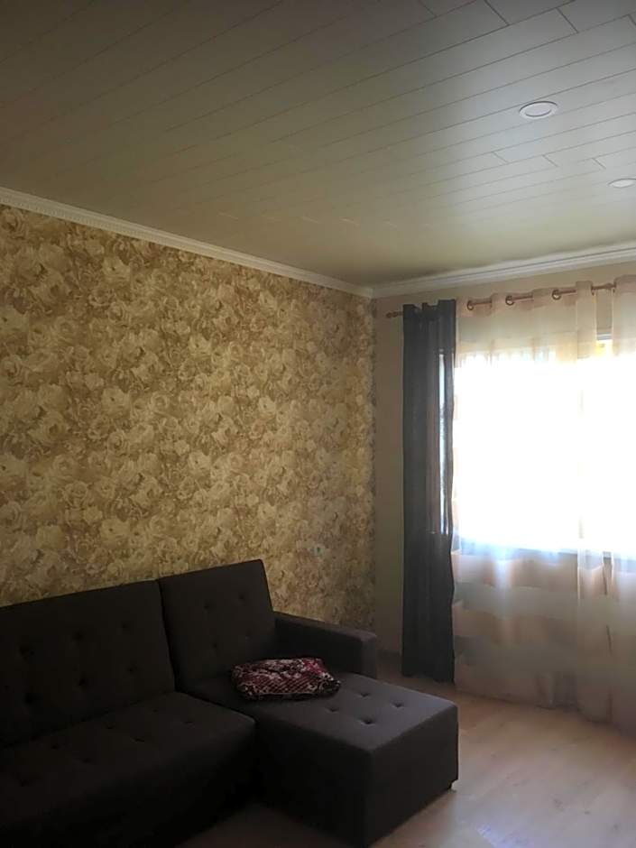 Mustvee Kortermajutus