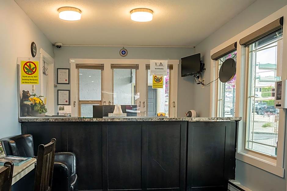 Courtyard Inn Vernon