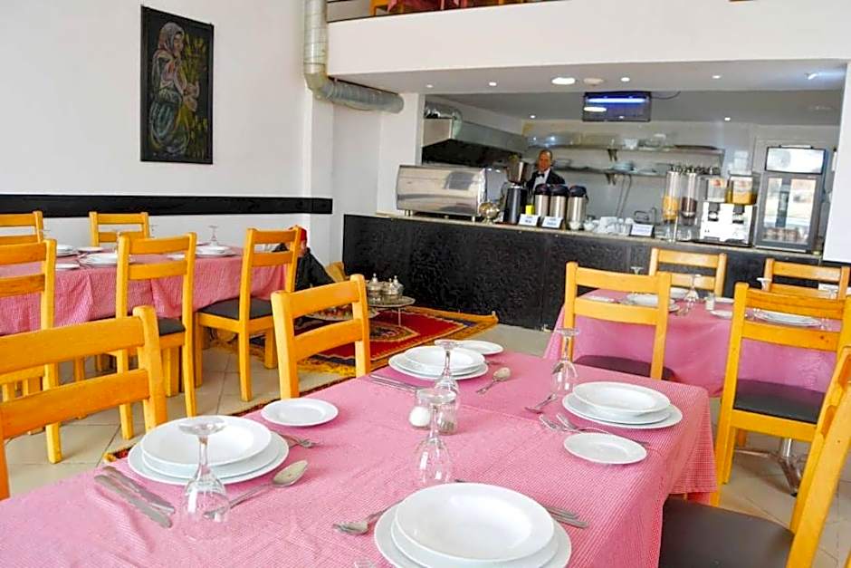Rose Valley Hotel