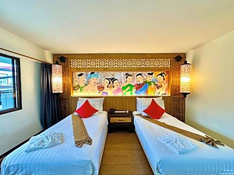 Grand Lanna Twin Room