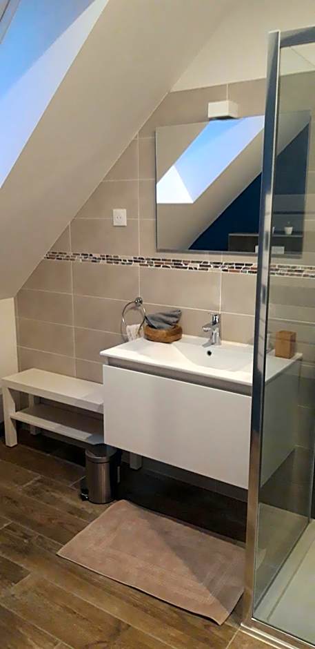 Chambre d'hôtes SOPHORA - Les Clés des Lys