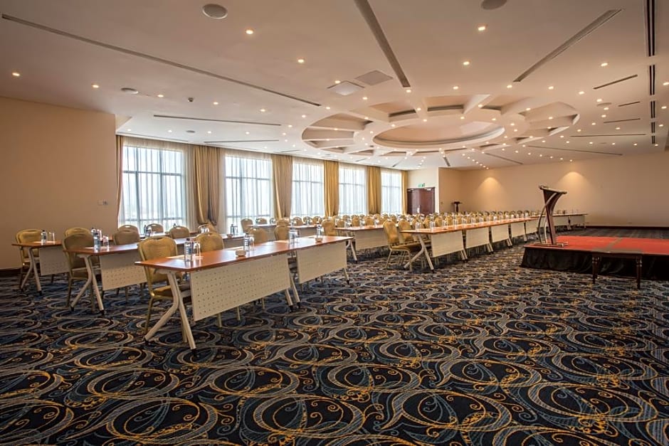 Sarova Woodlands Hotel & Spa