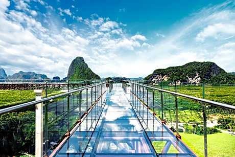 Beyond Skywalk Nangshi