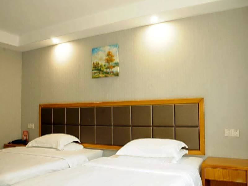 GreenTree Inn Jiangsu Nantong Xinghu 101 Busniess Hotel – Nantong, VA