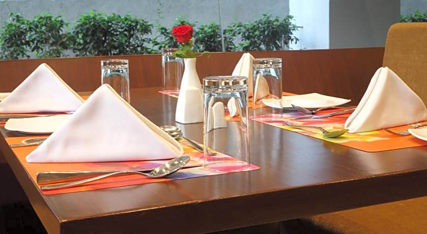 The Altruist Business Hotel- Andheri