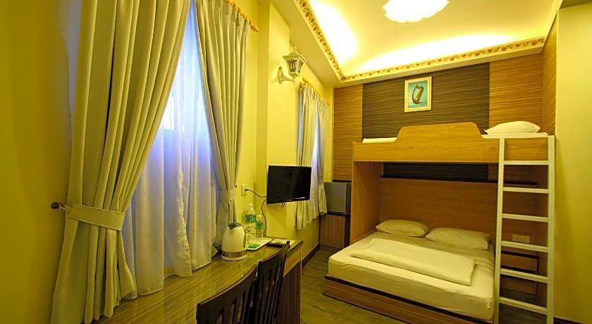 Shamrock Guest House ll