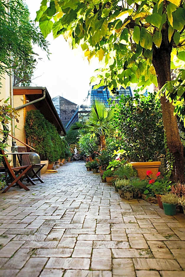 THE GATE GARDEN Hotel