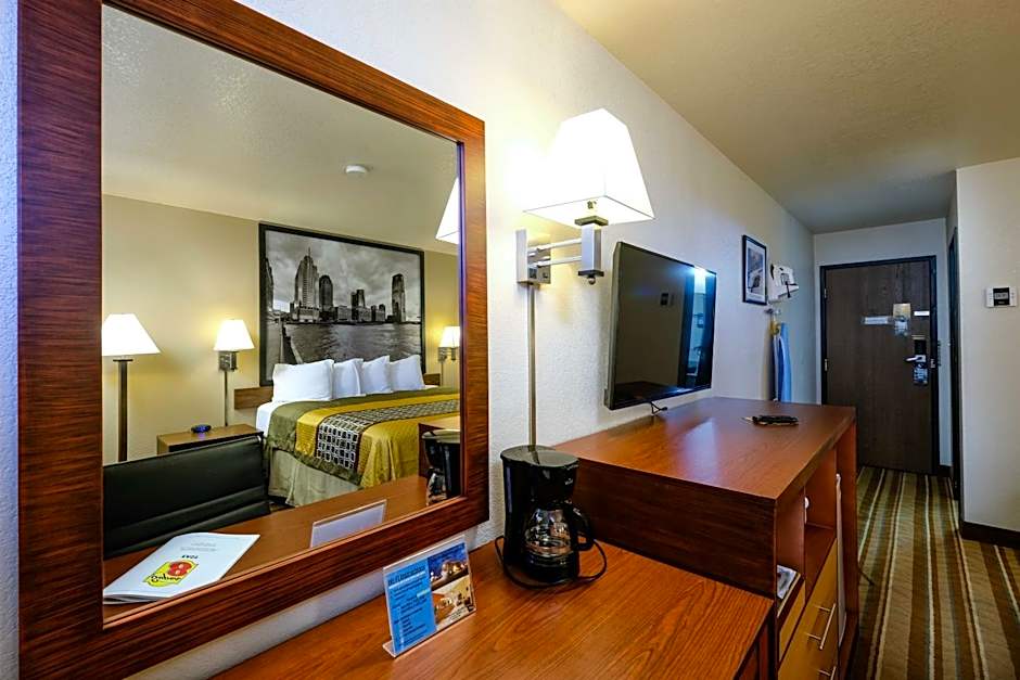 Super 8 by Wyndham Las Cruces/White Sands Area