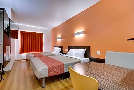 Queen Room with Two Queen Beds - Non-Smoking