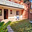Bright flat in residence with pool - Beahost