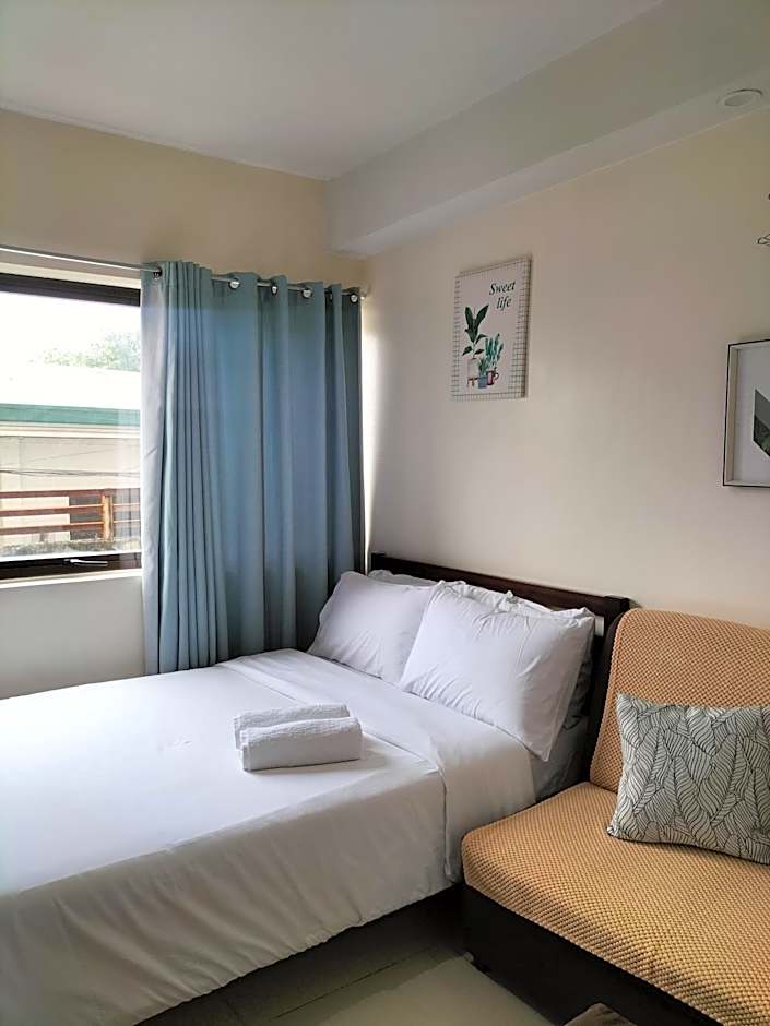 Cozy35 The Persimmon Studio, Near Airport, SM, Ayala, Cebu Business Park, Cebu IT Park