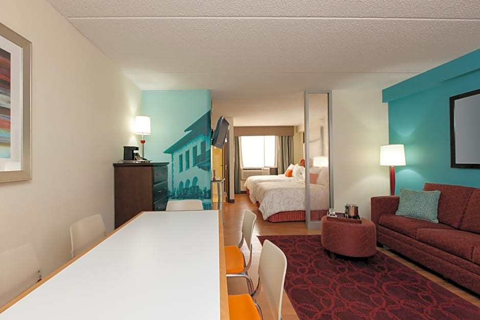 Hotel Indigo Chicago-Vernon Hills, an IHG Hotel