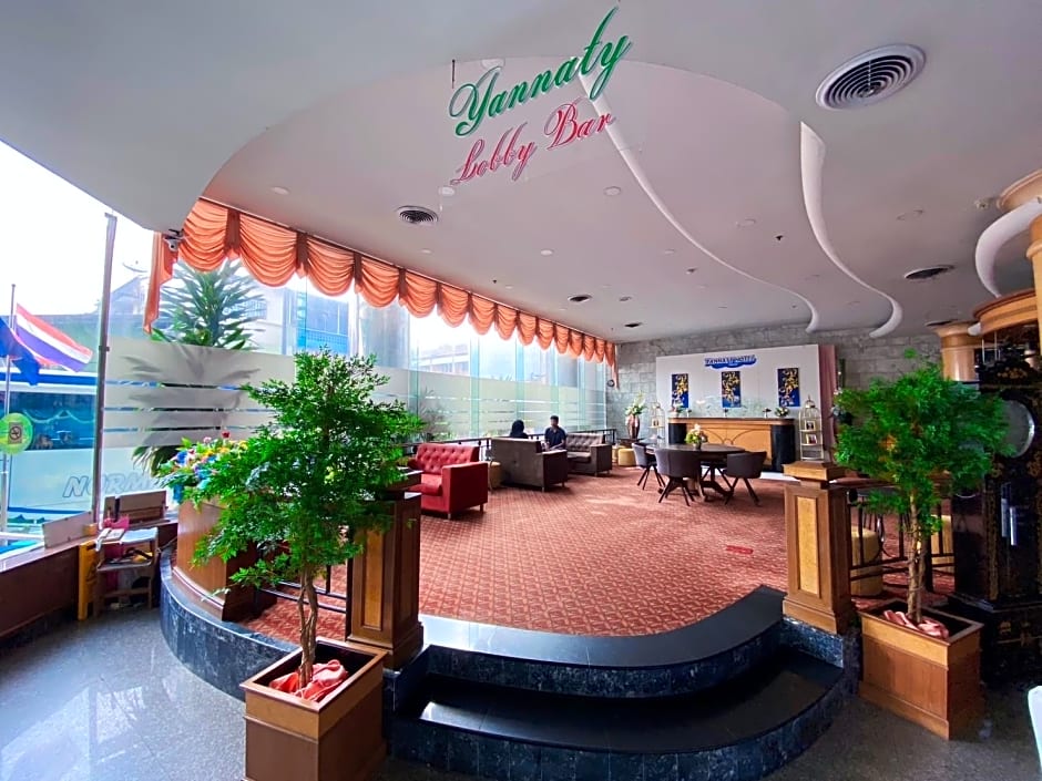 Yannaty Hotel Halal