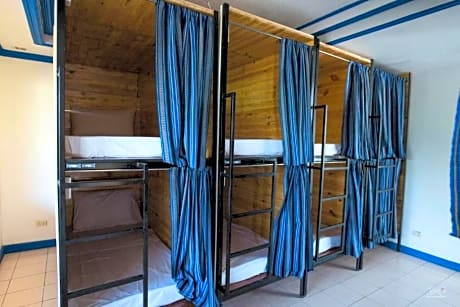 Bunk Bed in Mixed Dormitory Room