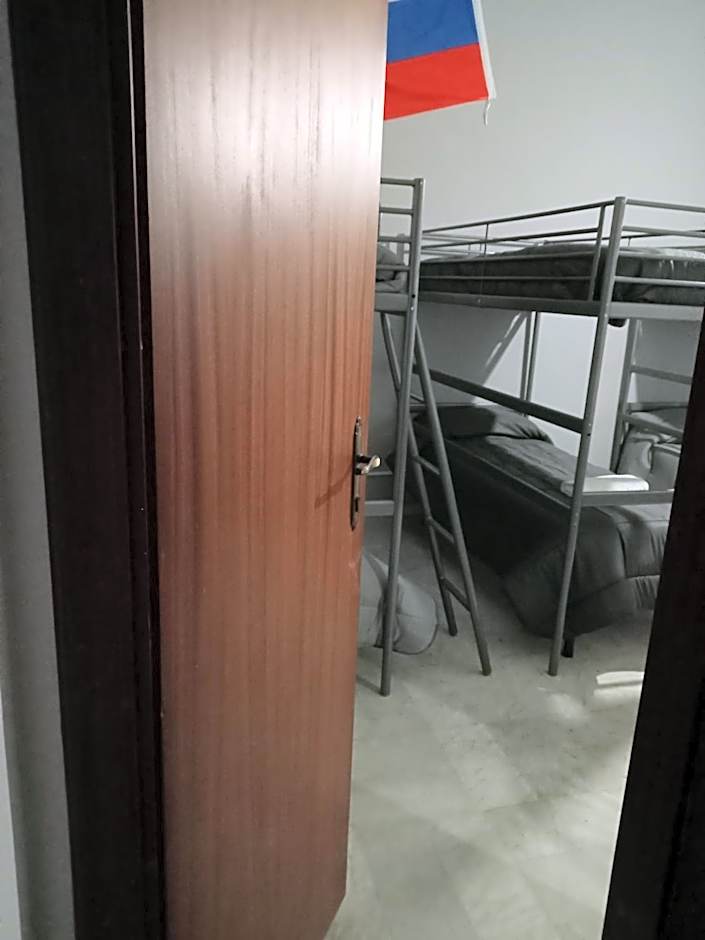 Dama HostelBB