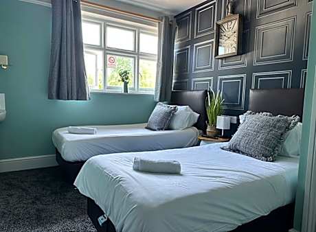 Twin room-Standard-Private Bathroom-Separate Private Bathroom