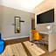 Cambria Hotel Burbank Airport