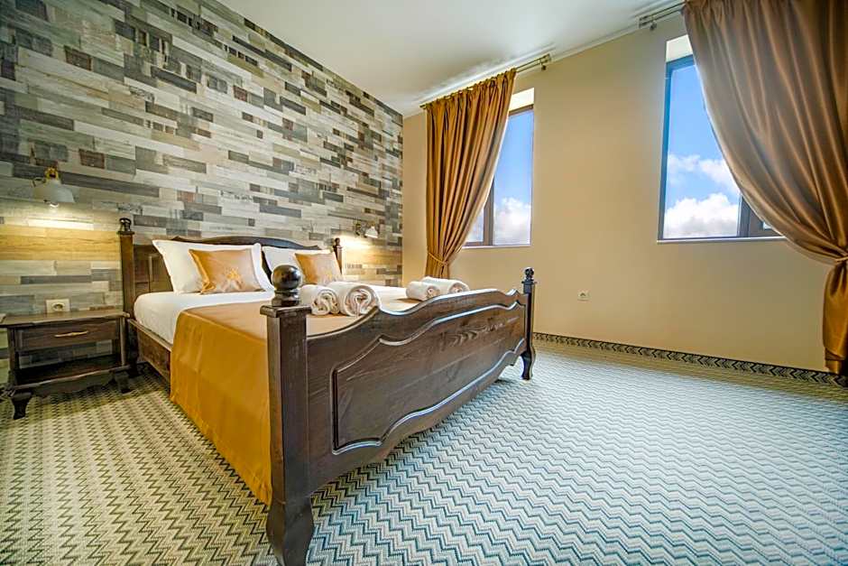 Hotel Antique - free private parking