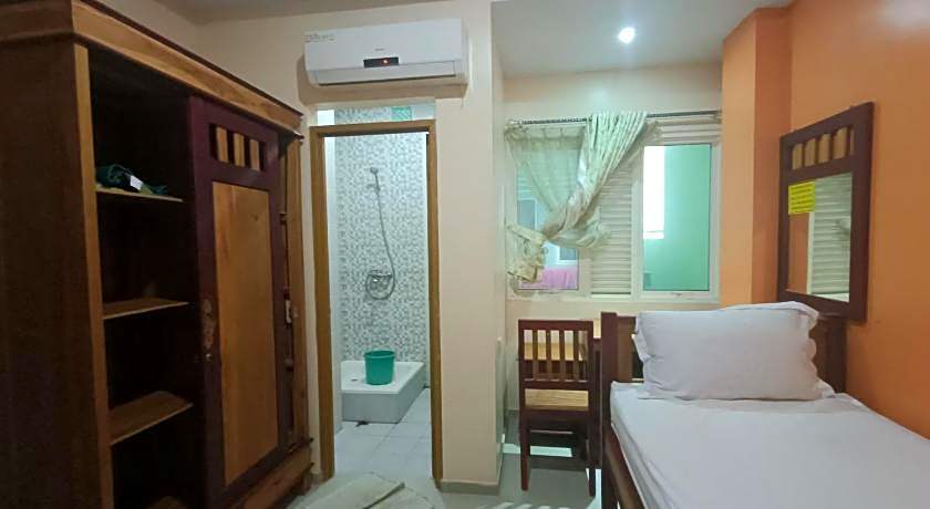 OYO 90583 Balqies Homestay Syariah