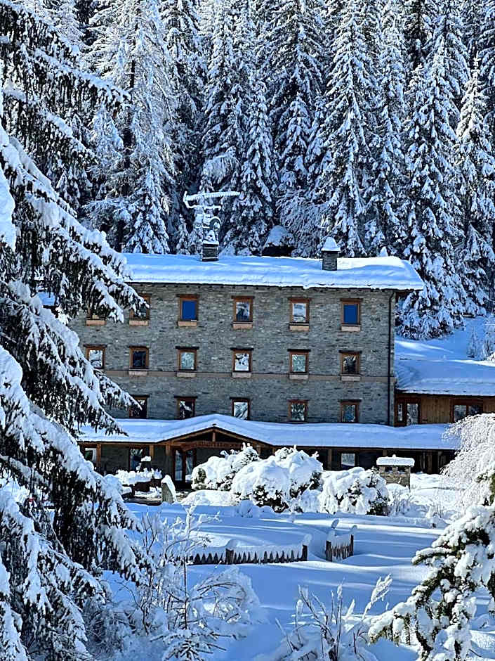 Chalet Eden Eco Hotel, Restaurant & Wellness