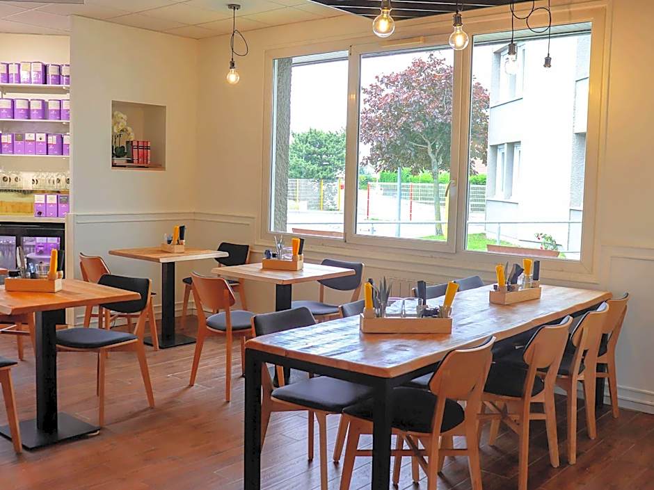 ibis Calais Car Ferry