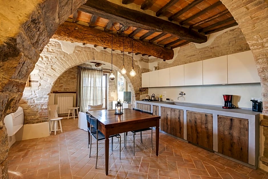 Umbria Country Shelter