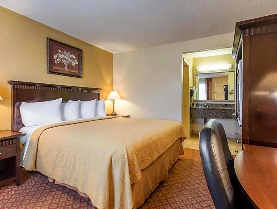 Quality Inn