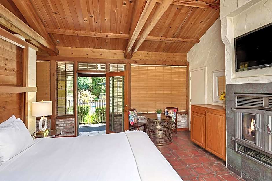 Sonoma Coast Villa and Spa