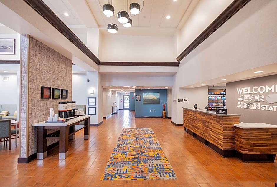 Hampton Inn By Hilton And Suites Seattle Kent