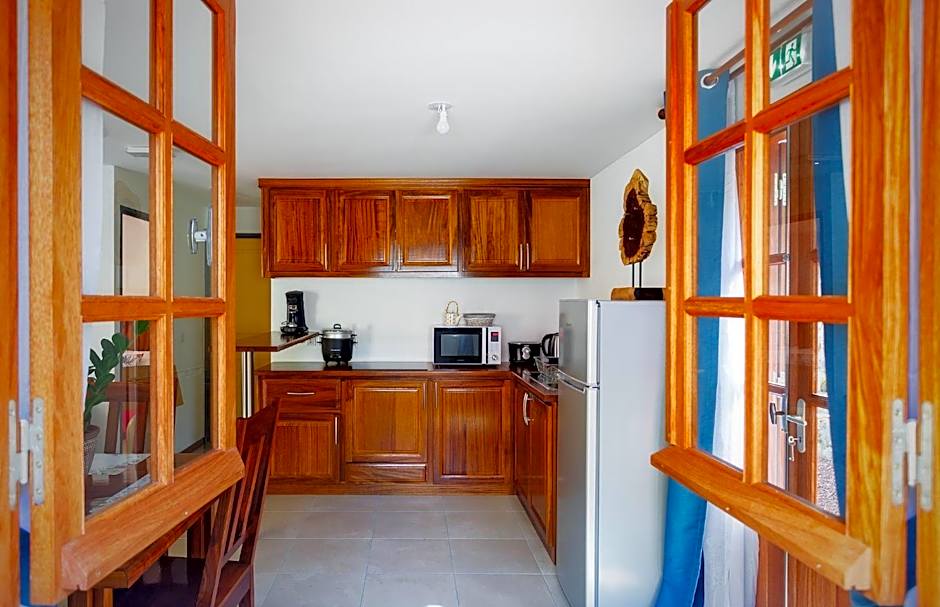 Le Be-Mahot - Hell Bourg