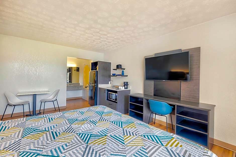 Motel 6-Mount Jackson, VA - Shenandoah