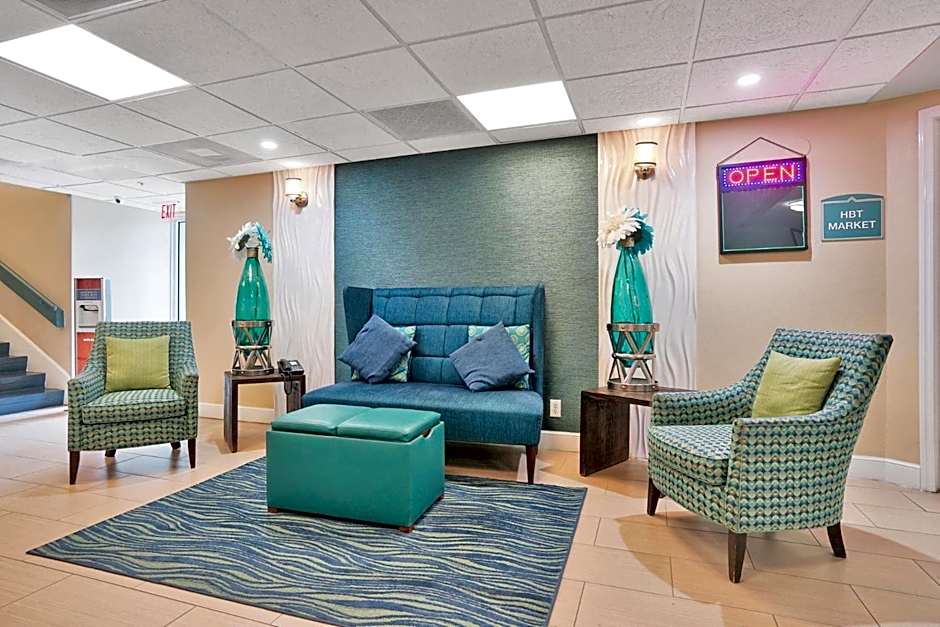 Hollywood Beach Tower