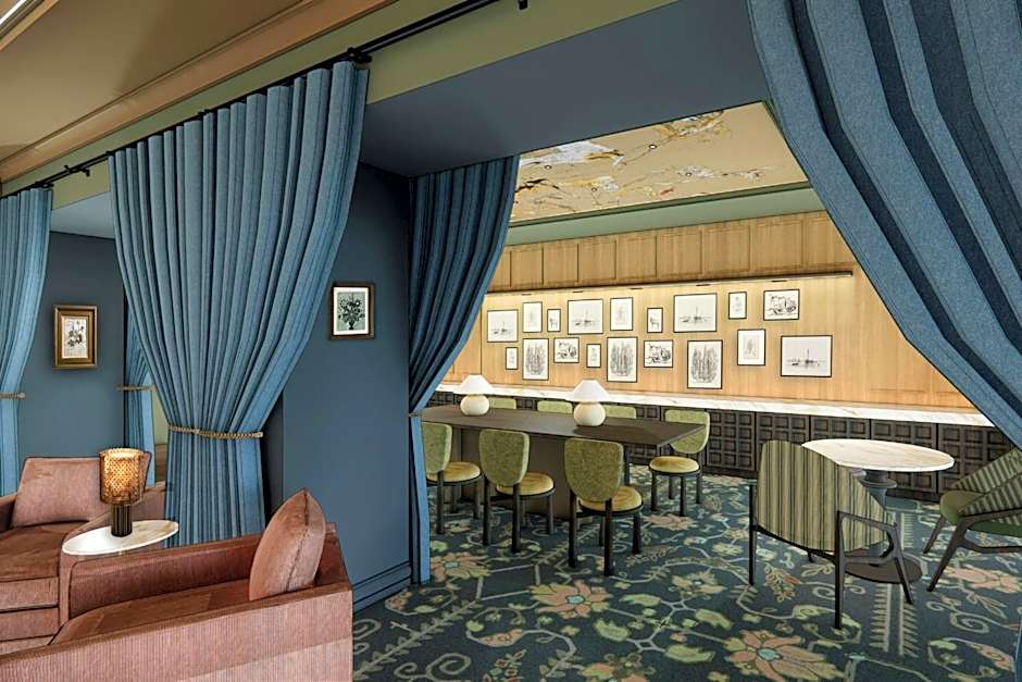 The Louie, A Davenport Hotel, Autograph Collection®