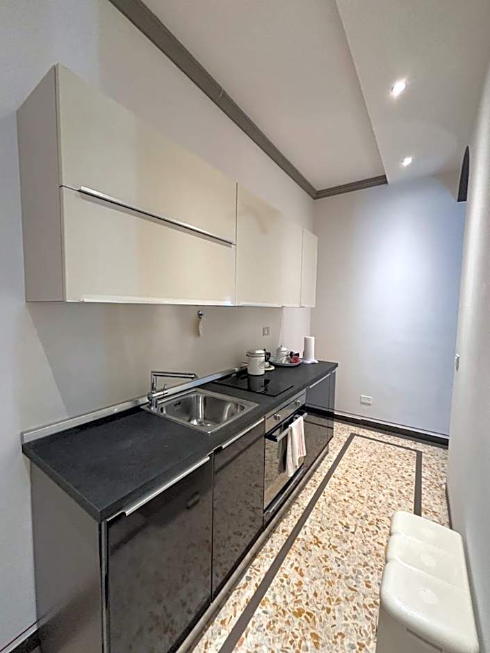 Palazzo Mari suite & rooms b&b