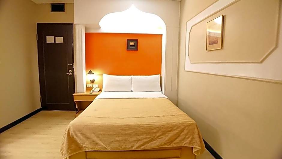 Yes Hotel
